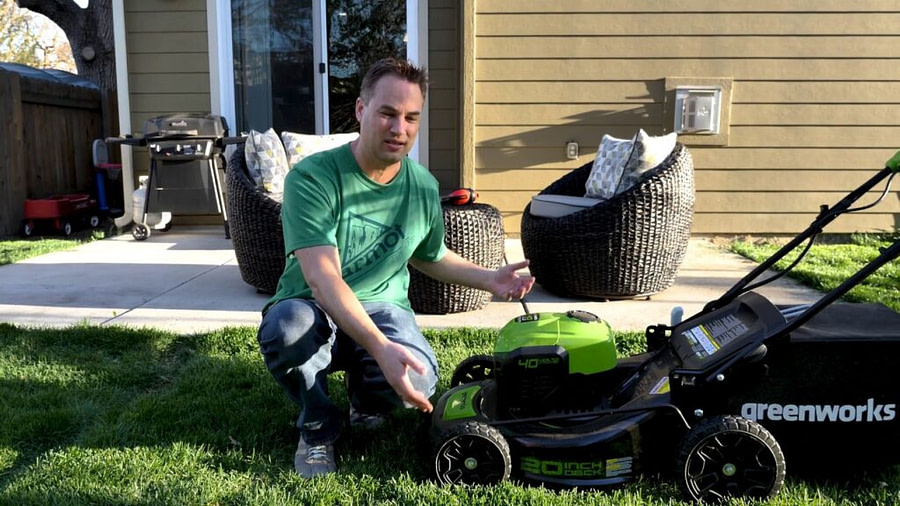 How does an Electric lawn Mower Work